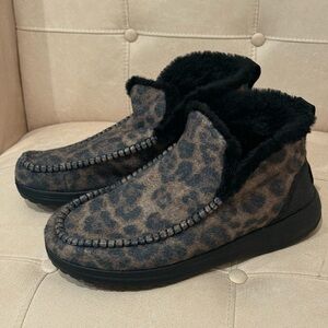 Hey Dude Cheetah Boots